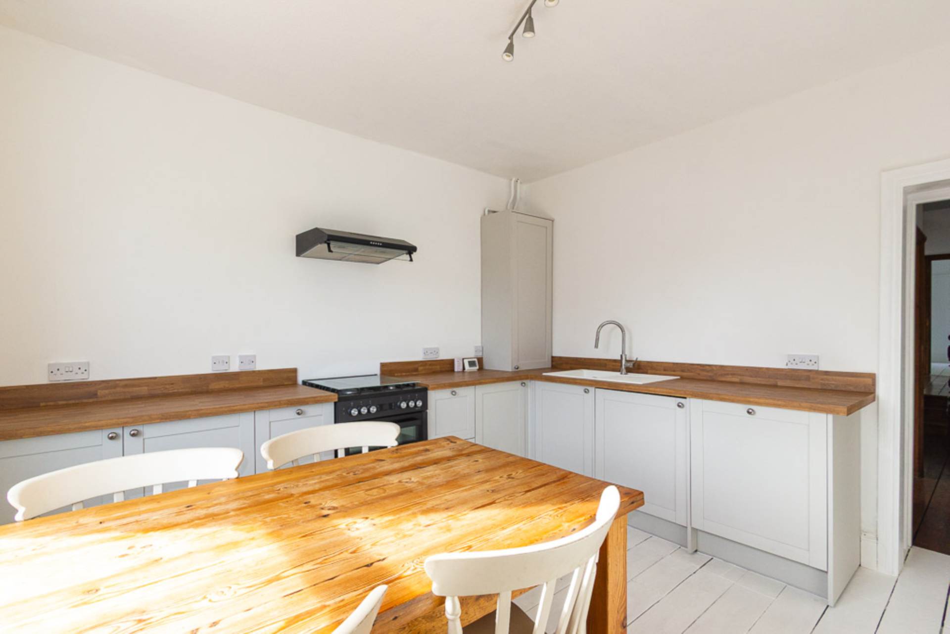 Avenue Terrace, Westcliff-On-Sea, Image 10