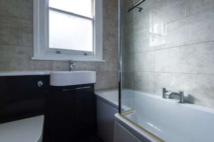 Avenue Terrace, Westcliff-On-Sea, Image 7