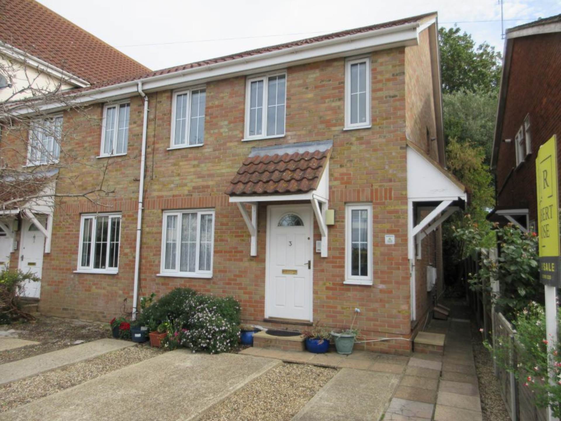 Gainsborough Drive, Westcliff On Sea, Image 1