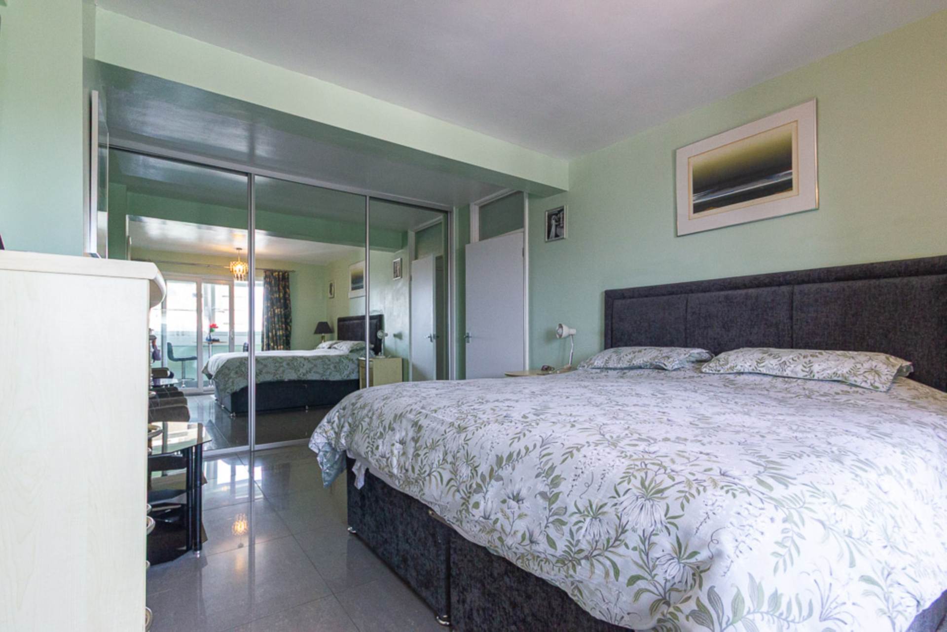 Tower Court, Westcliff Parade, Image 4