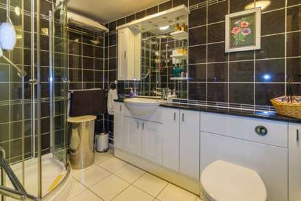 Tower Court, Westcliff Parade, Image 10