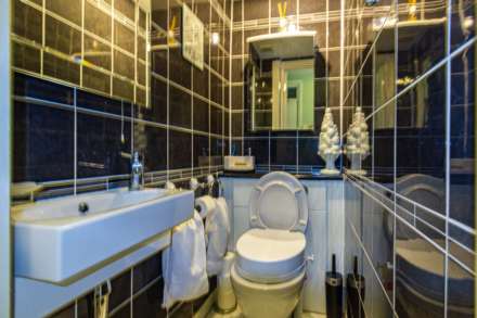 Tower Court, Westcliff Parade, Image 9