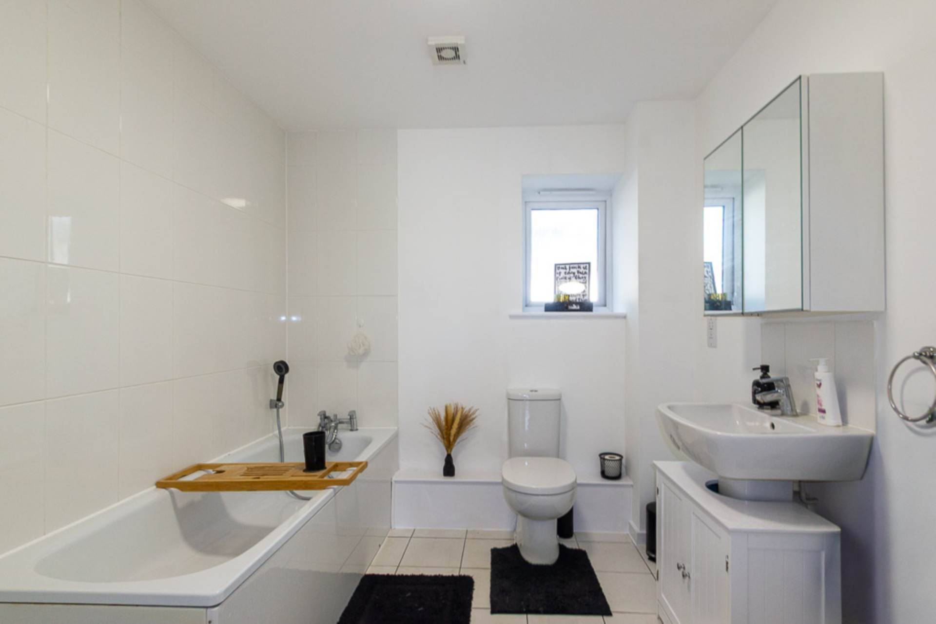 Saxon Court, Southend On Sea, Image 10