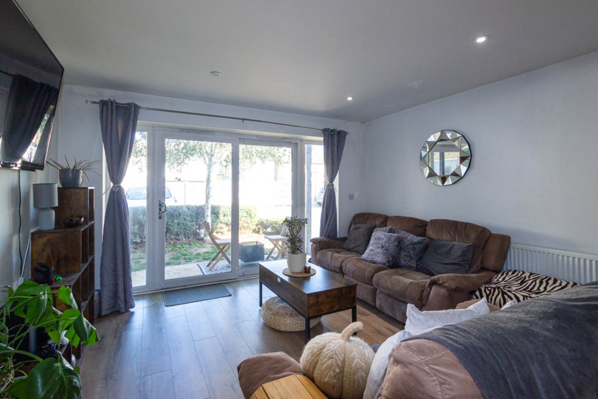 Saxon Court, Southend On Sea, Image 11