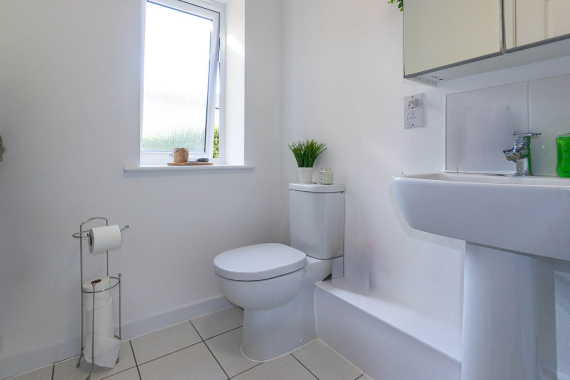 Saxon Court, Southend On Sea, Image 8