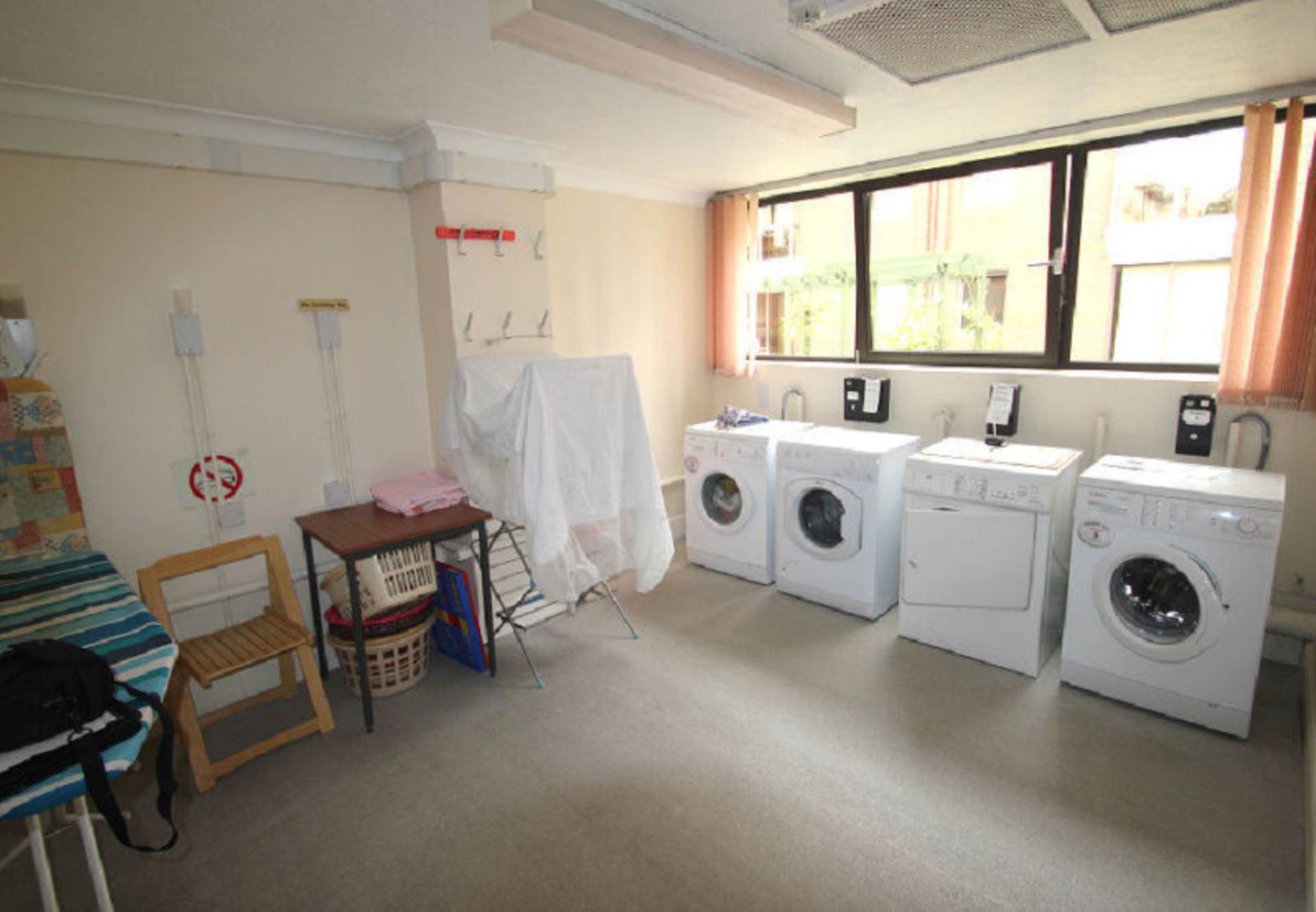 Sunningdale Court, Gordon Place, Image 10