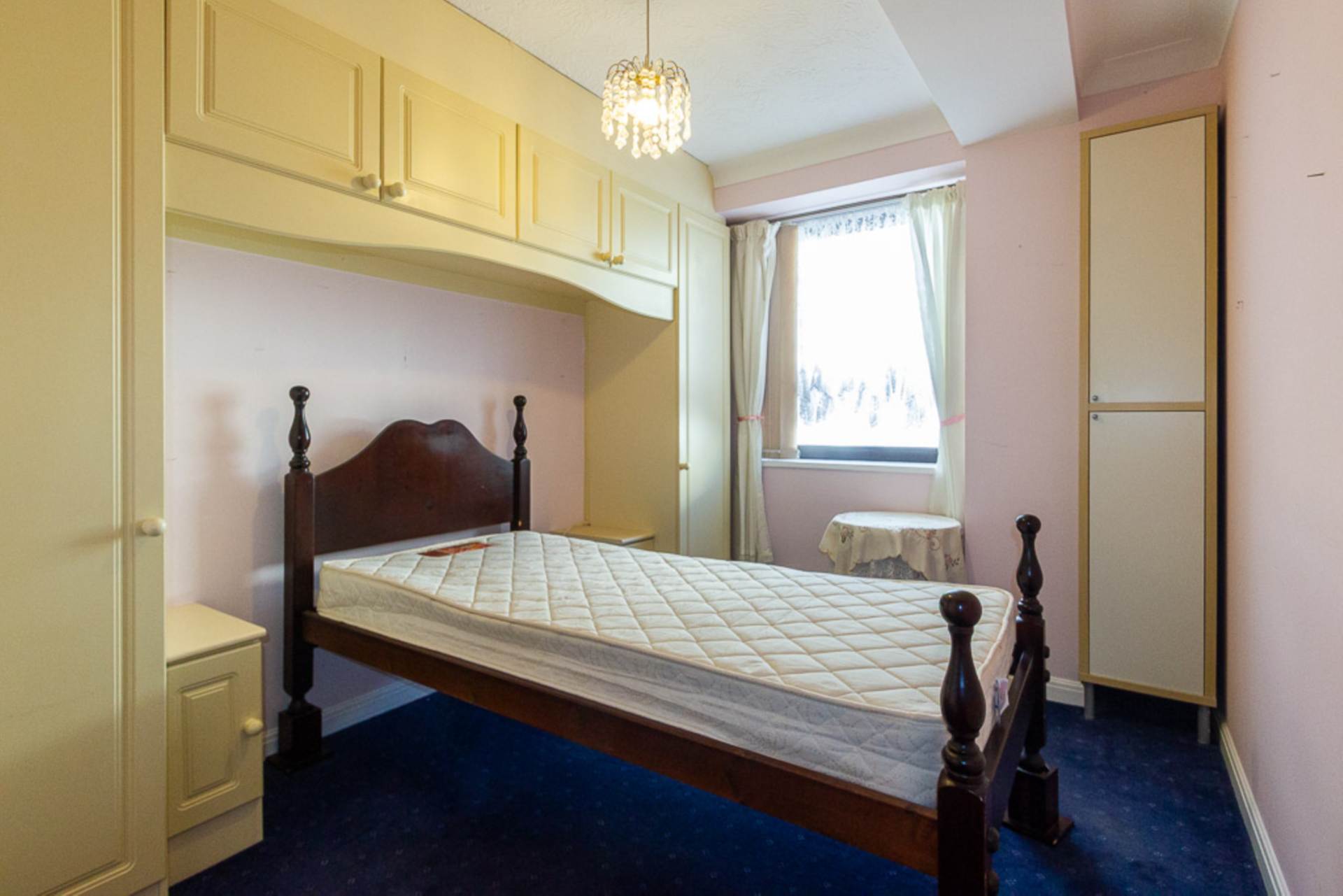 Sunningdale Court, Gordon Place, Image 6