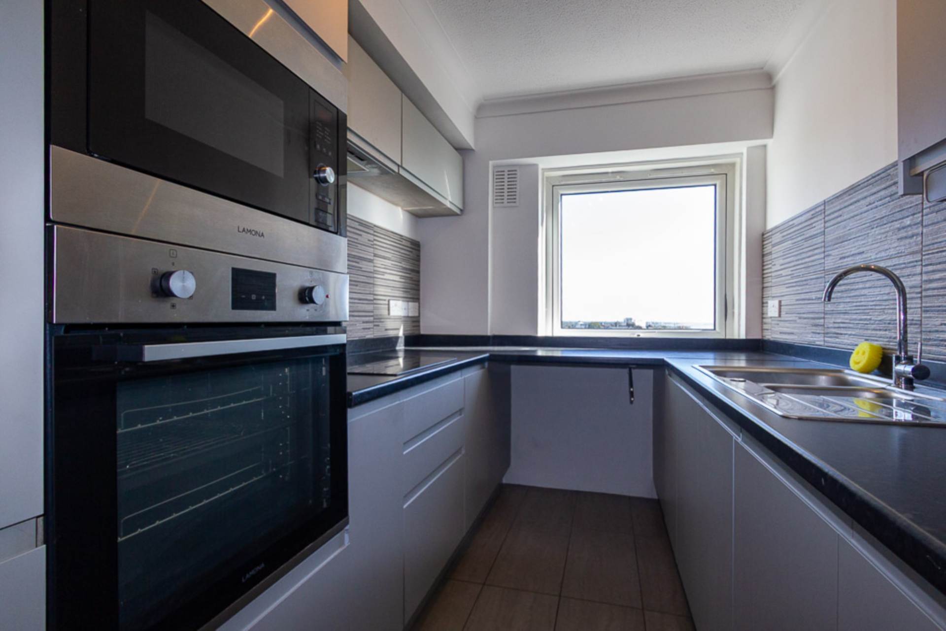 Westcliff Parade, Westcliff On Sea, Image 10