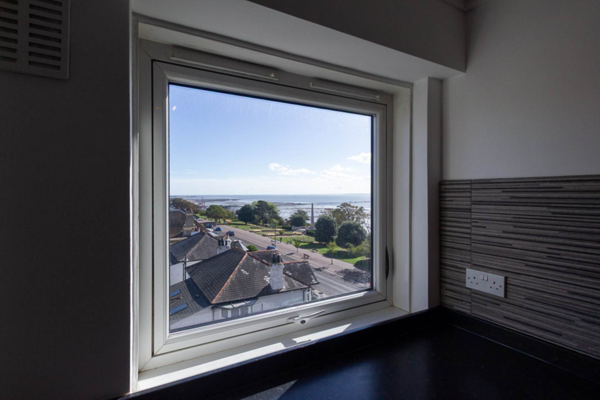 Westcliff Parade, Westcliff On Sea, Image 11