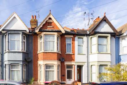 Central Avenue, Southend On Sea