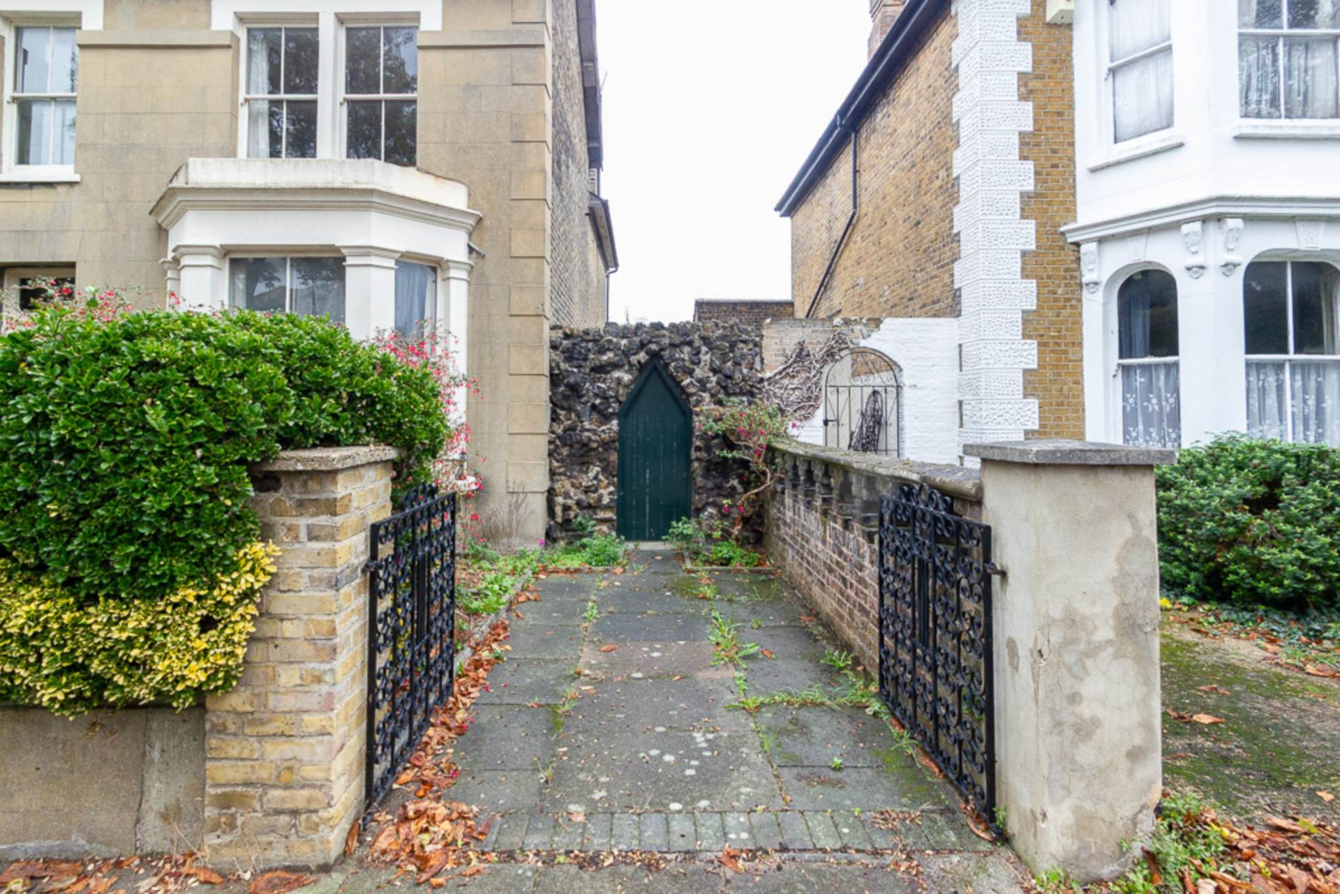 Park Road, Westcliff On Sea, Image 24
