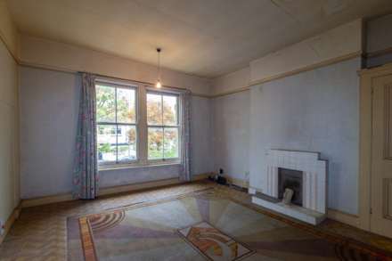 Park Road, Westcliff On Sea, Image 16