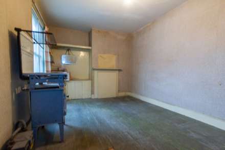 Park Road, Westcliff On Sea, Image 20