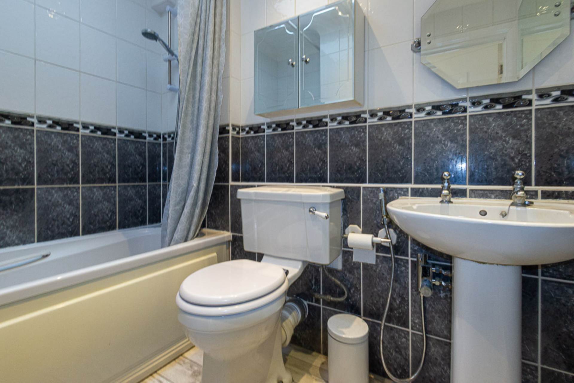 Tower Court Mews, Westcliff On Sea, Image 11