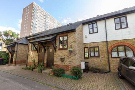 Property For Sale Tower Court Mews, Westcliff On Sea