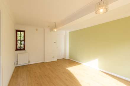 Tower Court Mews, Westcliff On Sea, Image 4