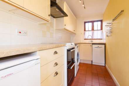 Tower Court Mews, Westcliff On Sea, Image 5