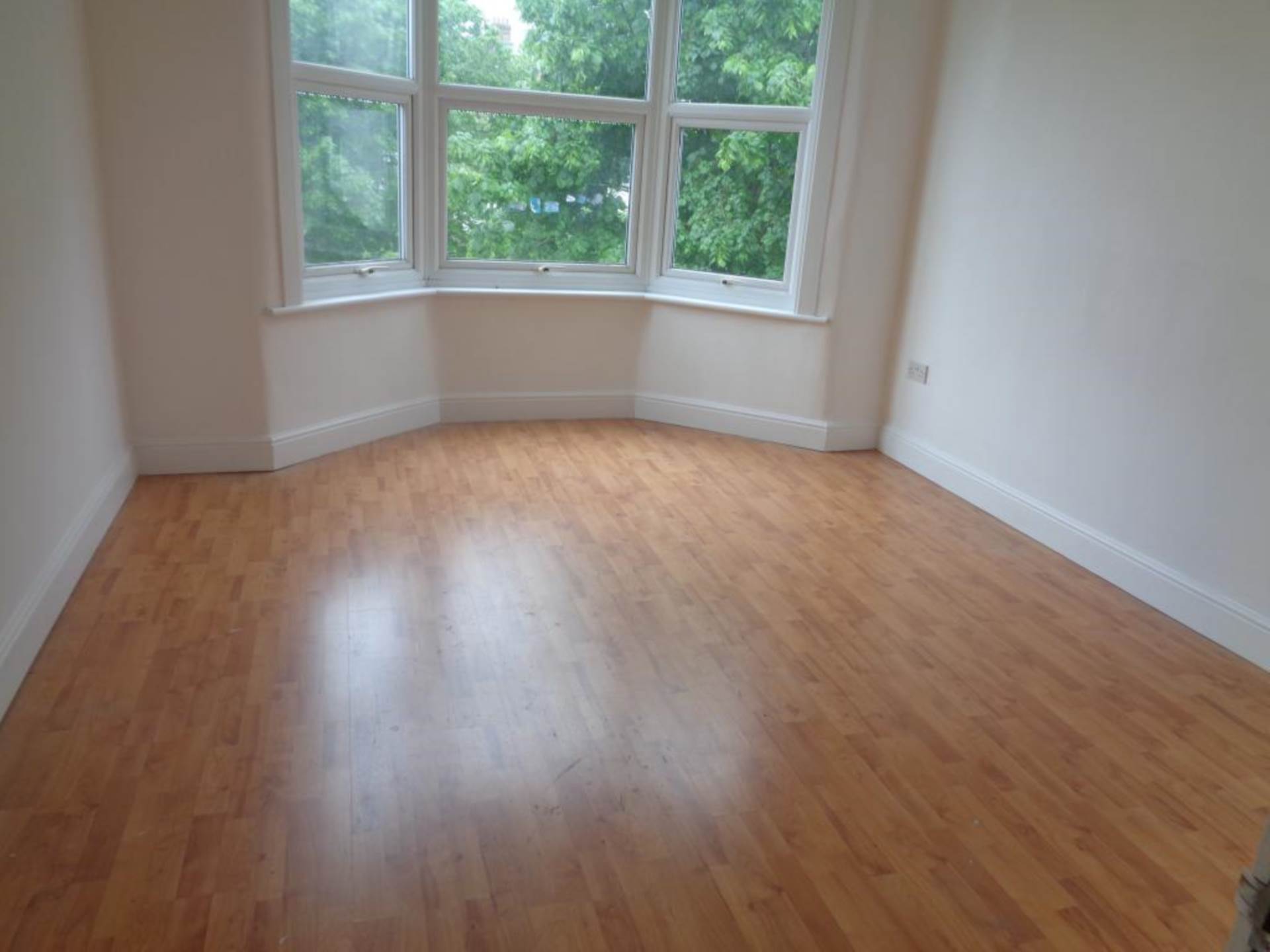 Cobham Road, Westcliff On Sea, Image 5