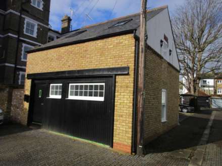 Gleneagles Lodge, Oxford Terrace, Image 2