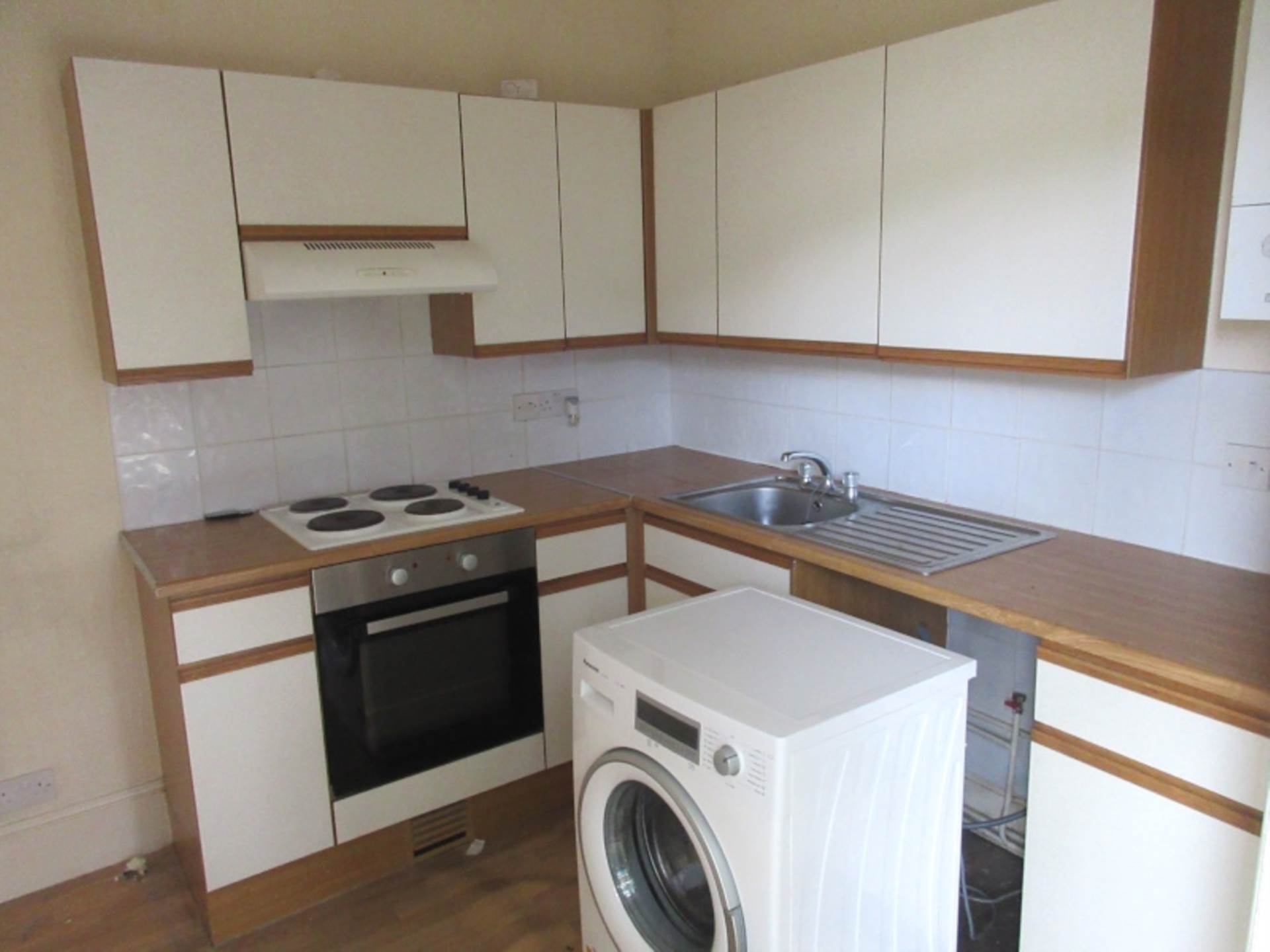 Cambridge Road, Southend On Sea, Image 4