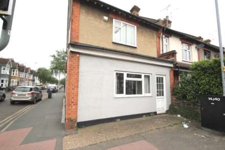 Property For Sale Bournemouth Park Road, Southend On Sea