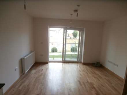 Southchurch Avenue, Southend On Sea, Image 2