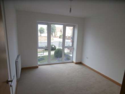 Southchurch Avenue, Southend On Sea, Image 9