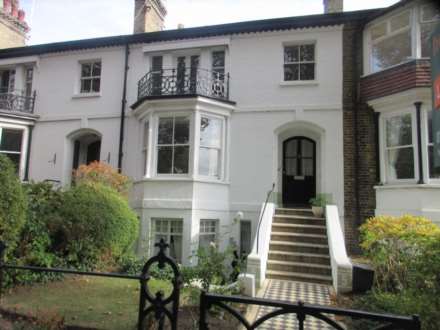 2 Bedroom Flat, TfF   Capel Terrace, Southend On Sea