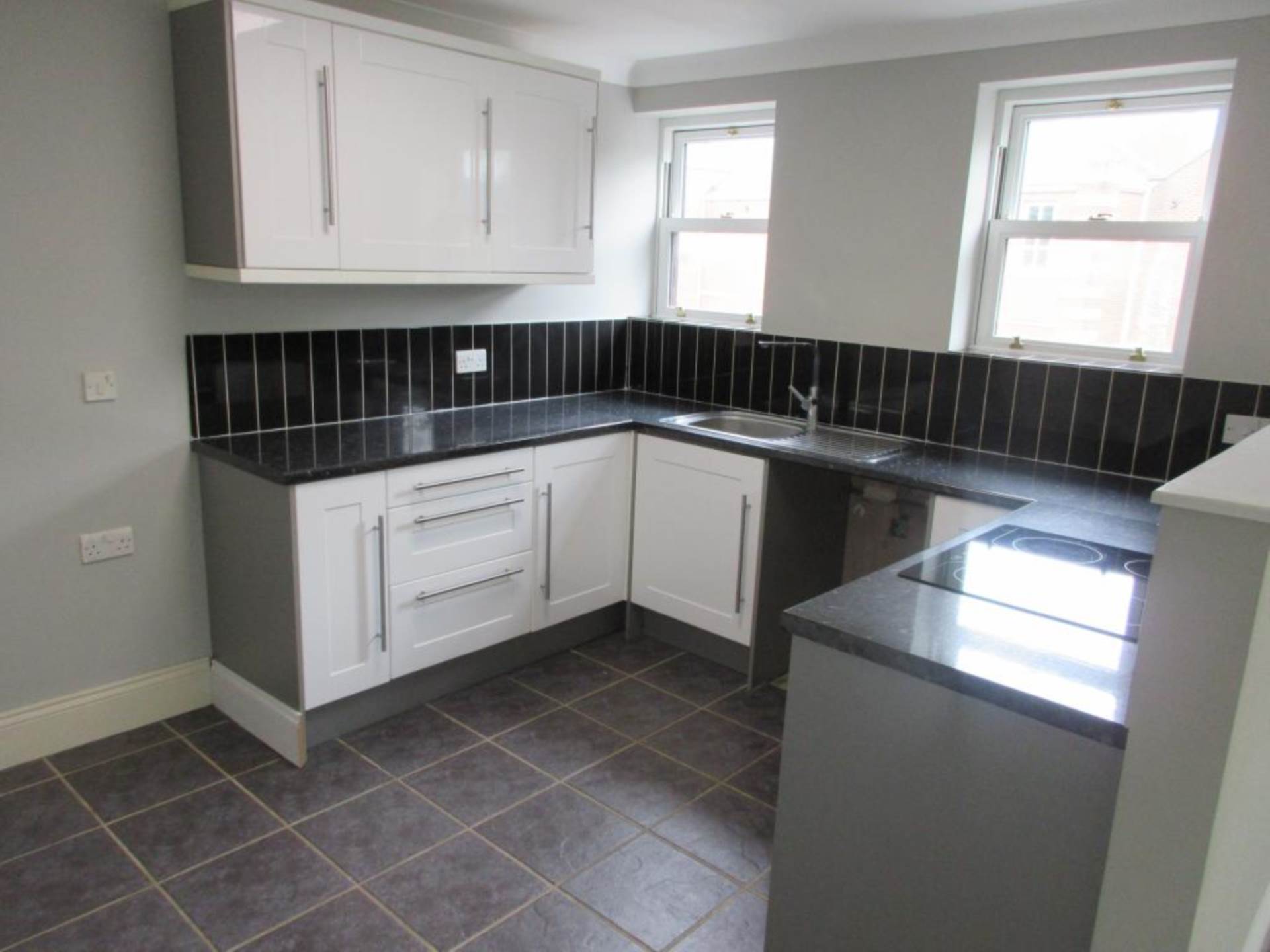Southchurch Road, Southend On Sea, Image 4