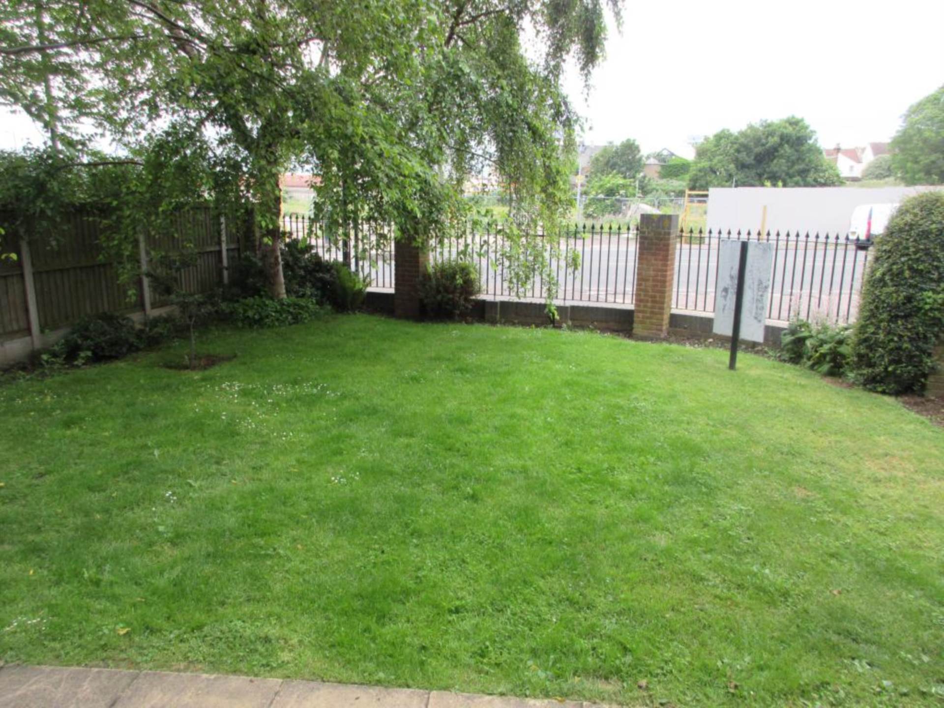 Southchurch Road, Southend On Sea, Image 9