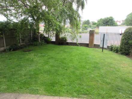 Southchurch Road, Southend On Sea, Image 9