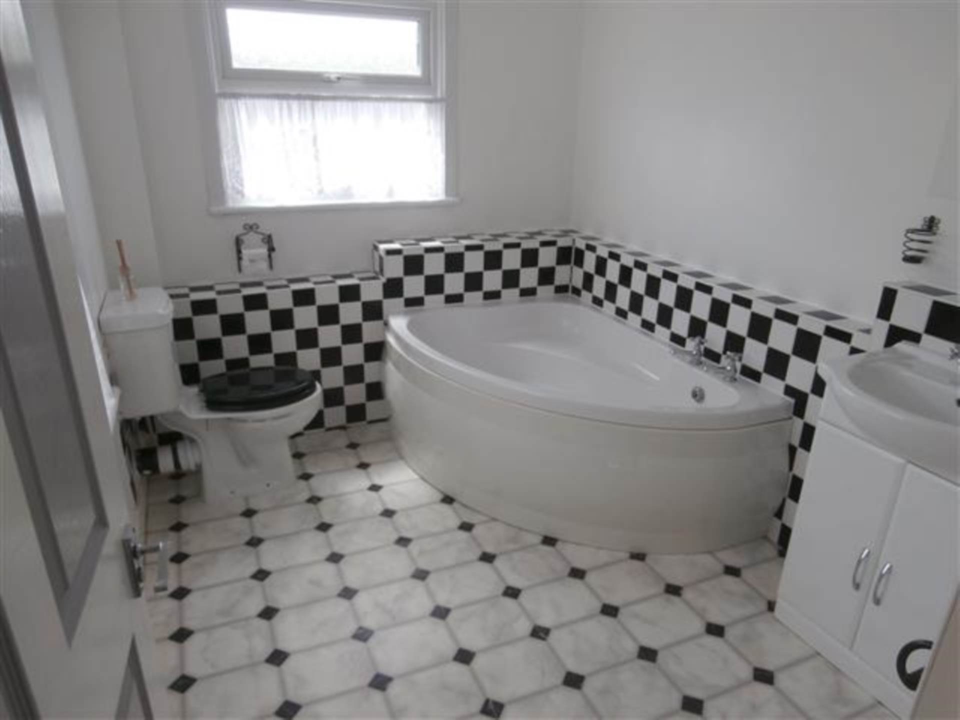 Fairfax Drive, Westcliff On Sea, Image 3
