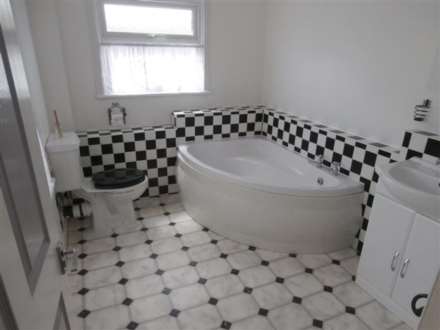 Fairfax Drive, Westcliff On Sea, Image 3