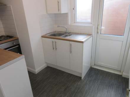 Gff     Hamlet Court Road, Westcliff On Sea, Image 3