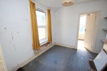 St Leonard's Road, Southend On Sea, Image 7