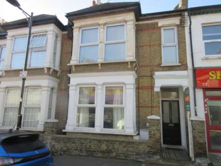 2 Bedroom Flat, Fff     Queen Road, Southend On Sea