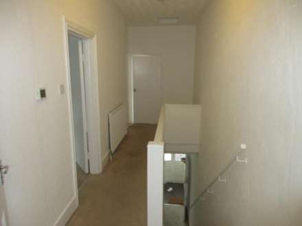 Ronald Park Avenue, Westcliff On Sea, Image 9