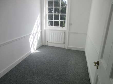 Royal Terrace, Southend On Sea, Image 6