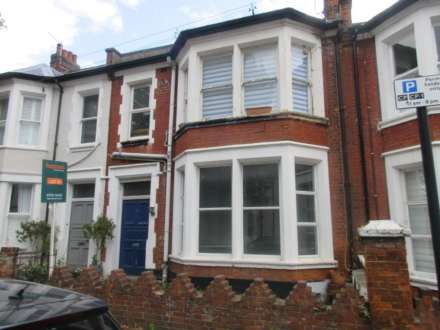 Marine Avenue, Westcliff On Sea, Image 1