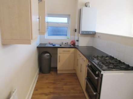 Genesta Road, Westcliff On Sea, Image 3