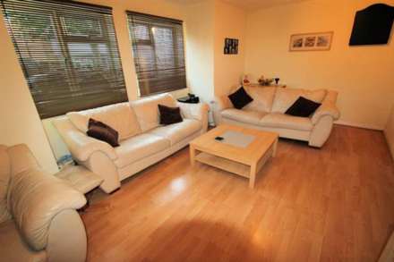 Park Terrace, Westcliff On Sea, Image 2