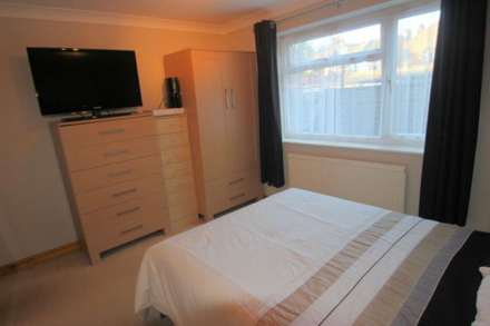 Park Terrace, Westcliff On Sea, Image 5