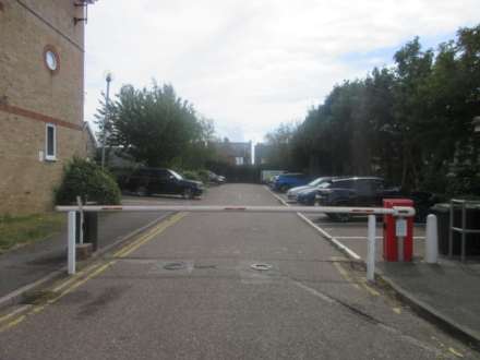 Cambridge Road, Southend On Sea, Image 12