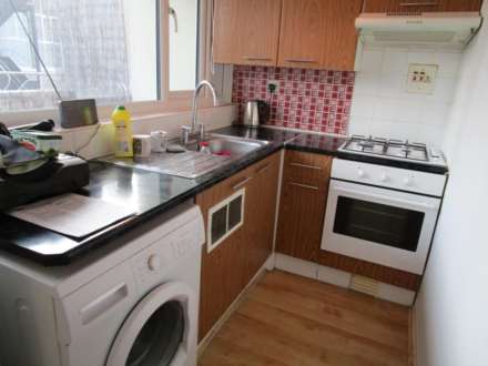 Tolhurst House, Chichester Road, Image 3