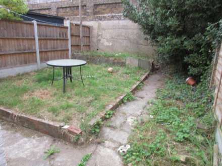 Toledo Road, Southend On Sea, Image 12