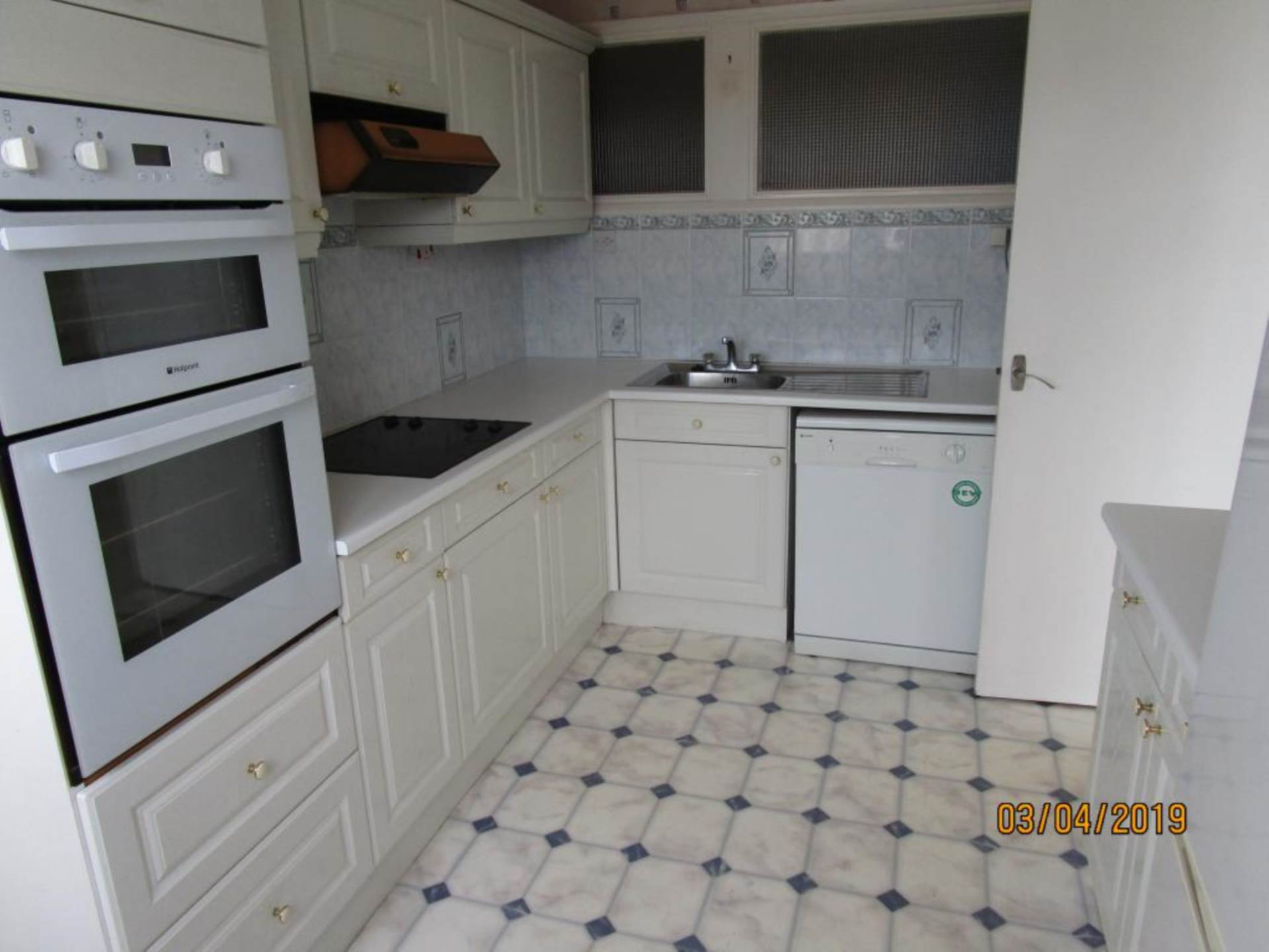 Tower Court, Westcliff Parade, Image 4