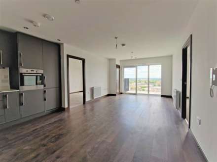 Victoria Central, Victoria Avenue, Image 3