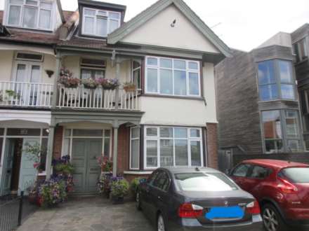 2 Bedroom Flat, GfF  Warwick Road, Southend On Sea