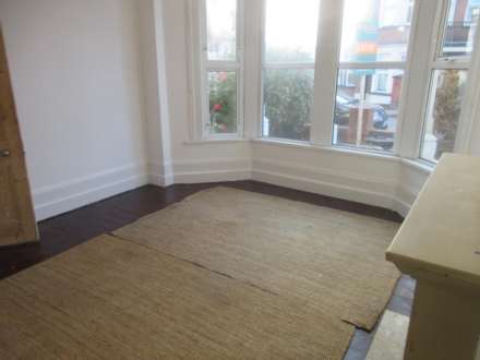 GfF   Westcliff Avenue, Westcliff On Sea, Image 2