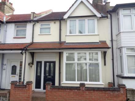 3 Bedroom Terrace, Westminster Drive, Westcliff On Sea